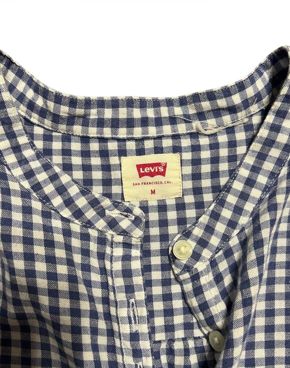 Levi's Women's Blue and White Gingham Sleeveless Blouse Size M - Picture 2 of 4
